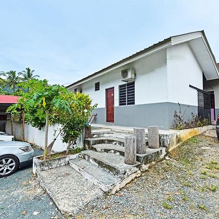 Dtahan Motel Taman Negara Kuala Tahan Exteriör bild