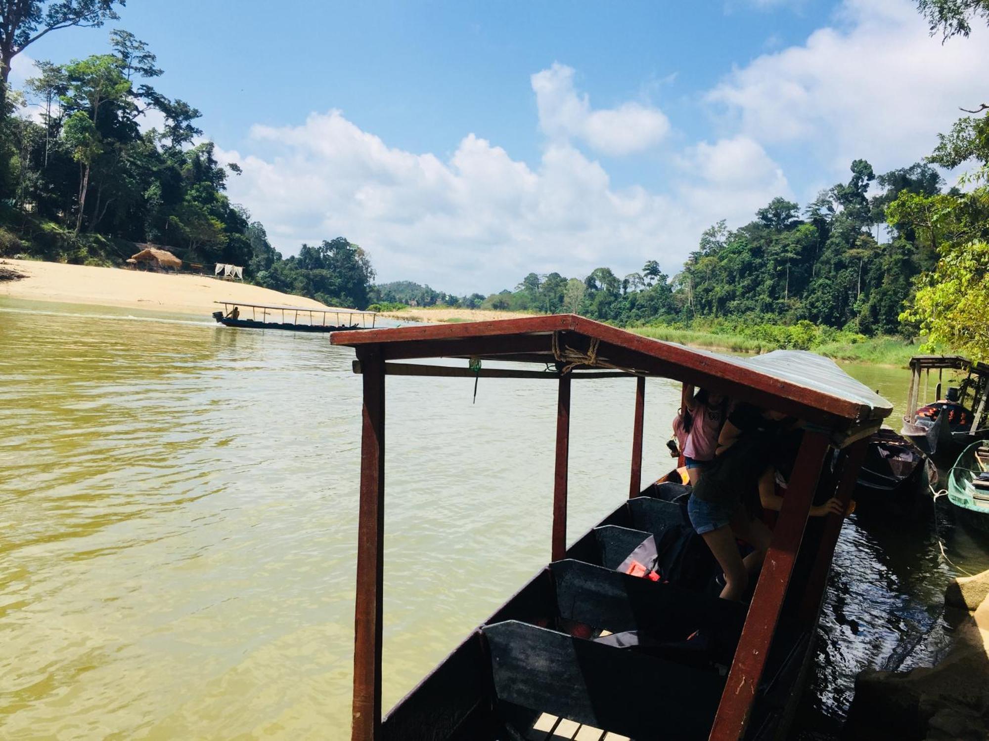 Dtahan Motel Taman Negara Kuala Tahan Exteriör bild