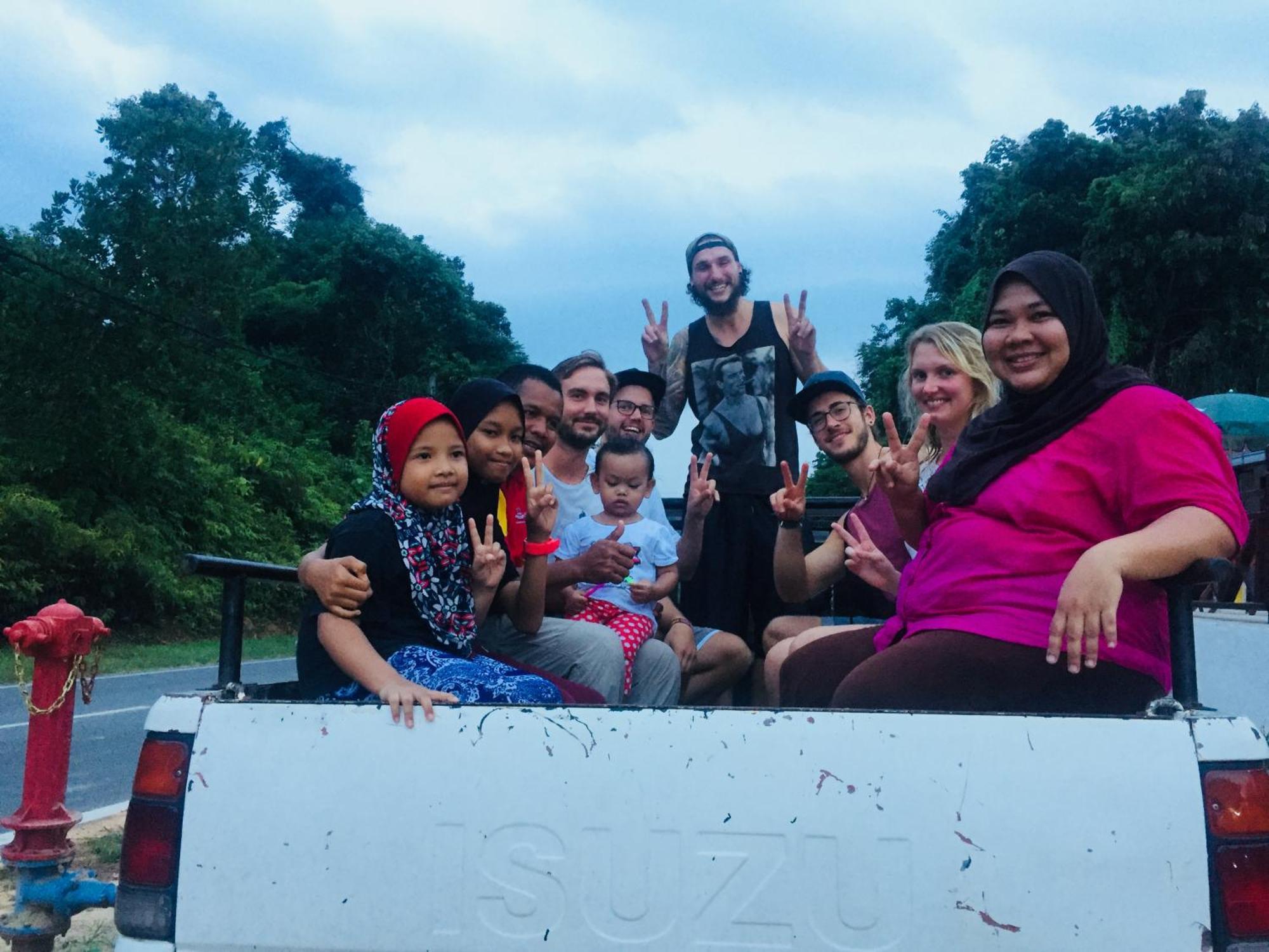 Dtahan Motel Taman Negara Kuala Tahan Exteriör bild
